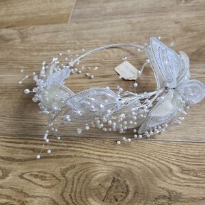 VINTAGE❤️ Bridal Crown,2 Tone Floral + Pearl (New, Never Worn) Handmade 🇨🇦
